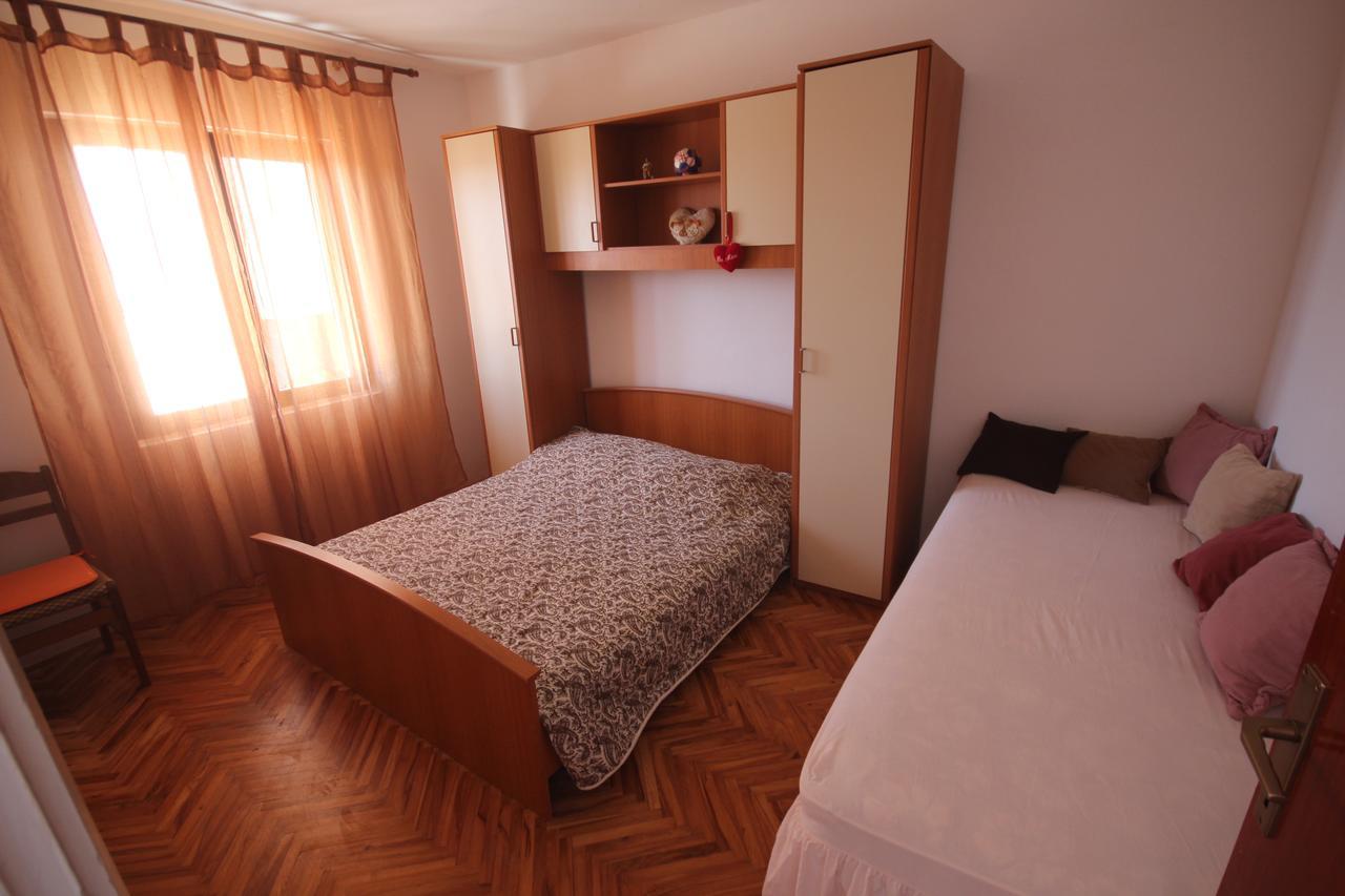Apartments Njaco Ražanac Zewnętrze zdjęcie