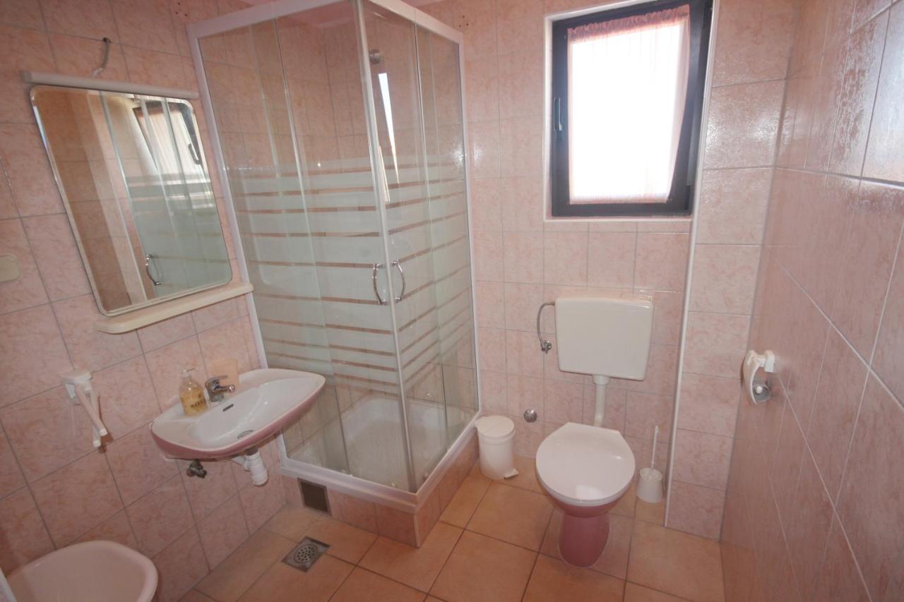 Apartments Njaco Ražanac Pokój zdjęcie
